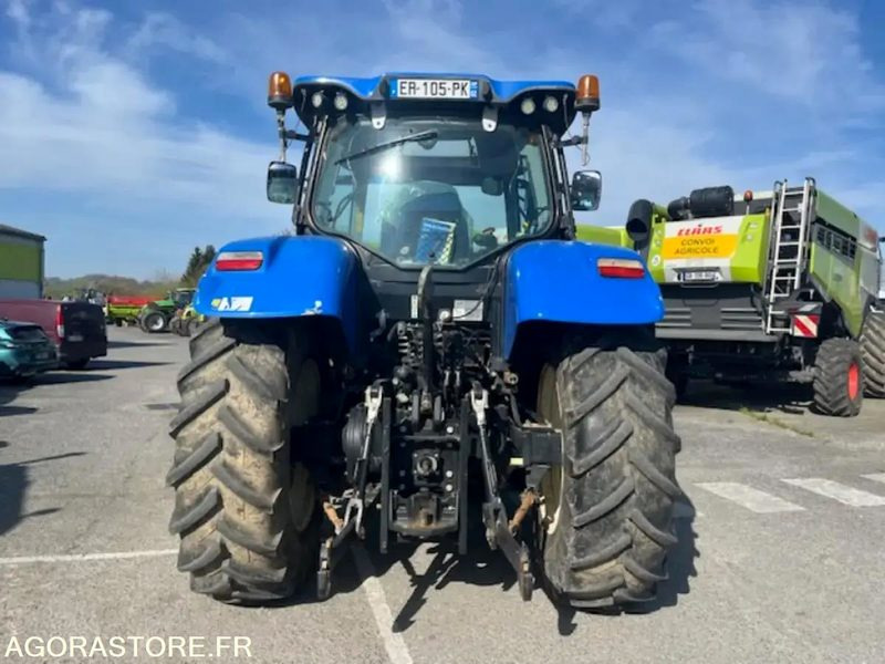 TRACTEUR AGRICOLE NEW HOLLAND T7 190 - 2017 / 3200 HEURES - Tractor: foto 4 TRACTEUR AGRICOLE NEW HOLLAND T7 190 - 2017 / 3200 HEURES - Tractor: foto 4