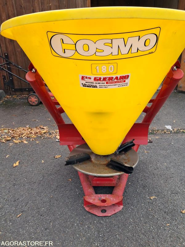 TRACTEUR TONDEUSE TYM T233 - Tractor: foto 3 TRACTEUR TONDEUSE TYM T233 - Tractor: foto 3