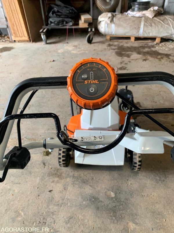 Tondeuse STIHL - Cortacésped: foto 2 Tondeuse STIHL - Cortacésped: foto 2