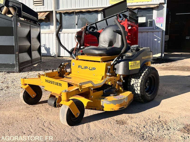 Tondeuse autoportée Hustler Flip-Up 48 - Année 2021 - 151 heures - Cortacésped: foto 1 Tondeuse autoportée Hustler Flip-Up 48 - Année 2021 - 151 heures - Cortacésped: foto 1