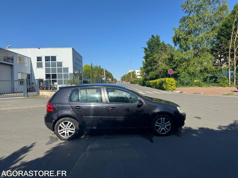 VOLKSWAGEN GOLF V 2.0 140 TDI - 210 000 KM - 2007 - Coche: foto 5 VOLKSWAGEN GOLF V 2.0 140 TDI - 210 000 KM - 2007 - Coche: foto 5