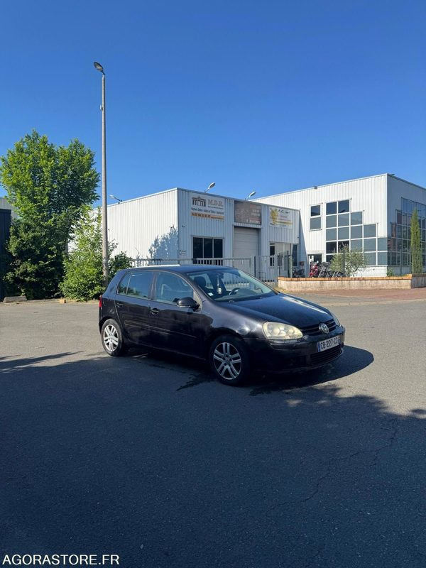 VOLKSWAGEN GOLF V 2.0 140 TDI - 210 000 KM - 2007 - Coche: foto 4 VOLKSWAGEN GOLF V 2.0 140 TDI - 210 000 KM - 2007 - Coche: foto 4