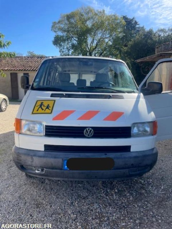 VOLKSWAGEN TRANSPORT 9 PLACES - Minibús, Furgoneta de pasajeros: foto 1 VOLKSWAGEN TRANSPORT 9 PLACES - Minibús, Furgoneta de pasajeros: foto 1