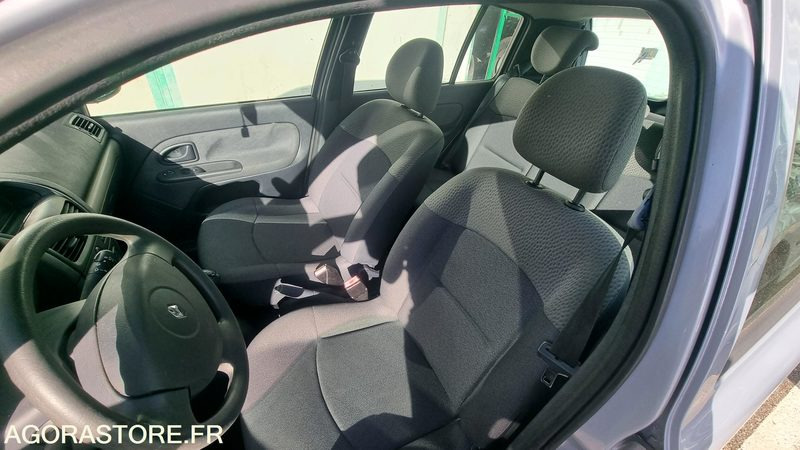 Clio - Coche: foto 5 Clio - Coche: foto 5