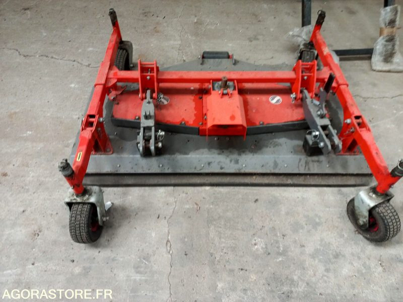 Coupe de tondeuse mulchng Morgneux TMC 150 fixation Kubota - Cortacésped: foto 4 Coupe de tondeuse mulchng Morgneux TMC 150 fixation Kubota - Cortacésped: foto 4