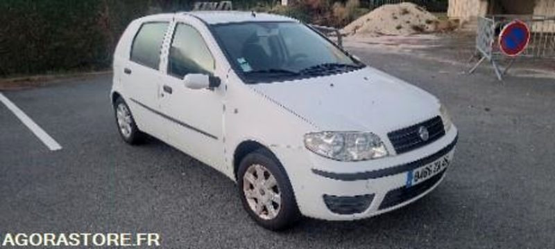 Fiat punto 209968 kms 2005 - Coche: foto 3 Fiat punto 209968 kms 2005 - Coche: foto 3