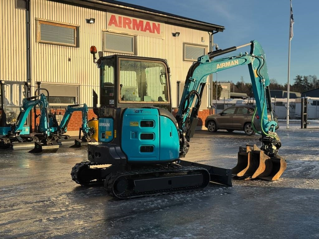 Airman AX 38 U-6 - Miniexcavadora: foto 1 Airman AX 38 U-6 - Miniexcavadora: foto 1