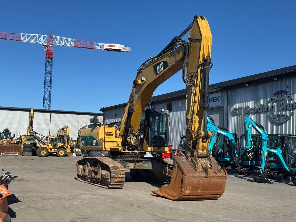 CAT 330 D L - Excavadora de cadenas: foto 2 CAT 330 D L - Excavadora de cadenas: foto 2