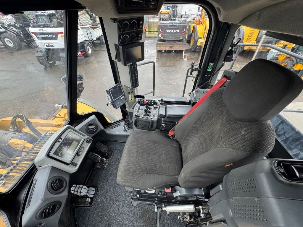 Cargadora de ruedas CAT 980M: foto 11 Cargadora de ruedas CAT 980M: foto 11