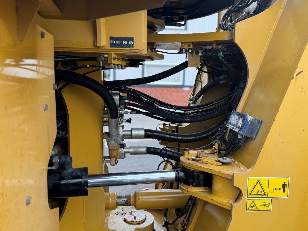 Cargadora de ruedas CAT 980M: foto 9 Cargadora de ruedas CAT 980M: foto 9