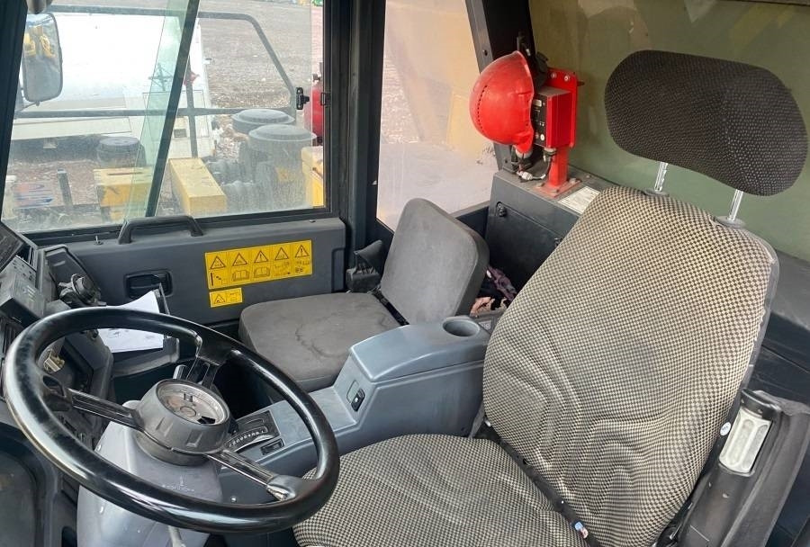 Leasing de Komatsu HD405-7  Komatsu HD405-7: foto 12