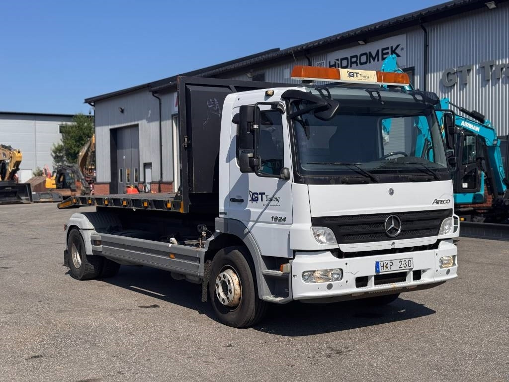 Mercedes-Benz Atego 1524 L 4X2 Växlare Pallift - Camión caja cerrada: foto 4 Mercedes-Benz Atego 1524 L 4X2 Växlare Pallift - Camión caja cerrada: foto 4