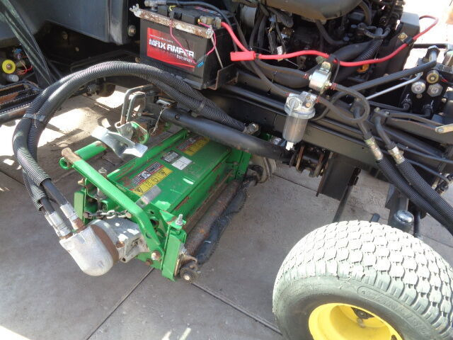 Cortacésped John Deere 3235C: foto 15