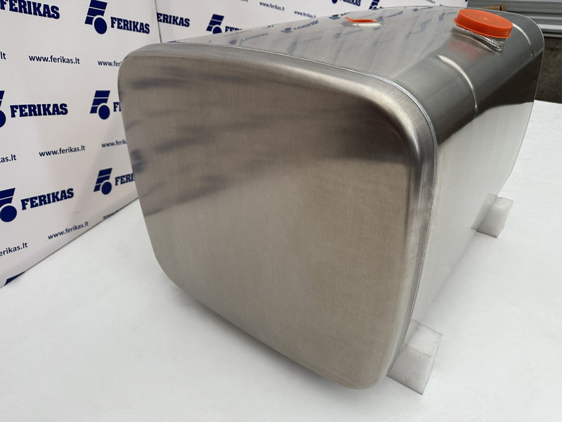 MAN - Depósito de combustible para Camión: foto 3 MAN - Depósito de combustible para Camión: foto 3