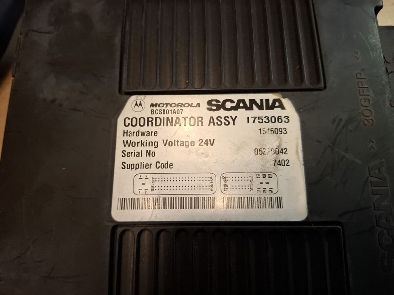 Cummins P 5317106 CM2350 ECM PCM - Unidad de control: foto 4 Cummins P 5317106 CM2350 ECM PCM - Unidad de control: foto 4