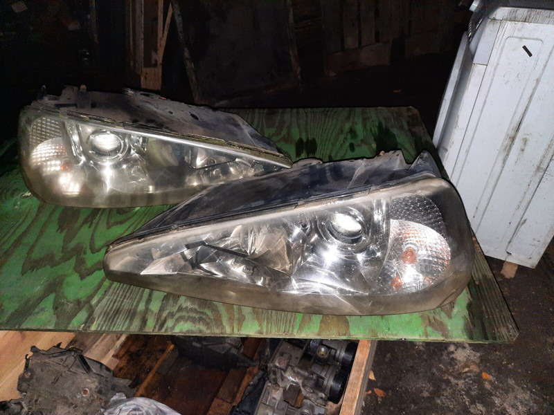 MAN . Скания . Вольво. Неоплан. - Faro delantero: foto 4 MAN . Скания . Вольво. Неоплан. - Faro delantero: foto 4