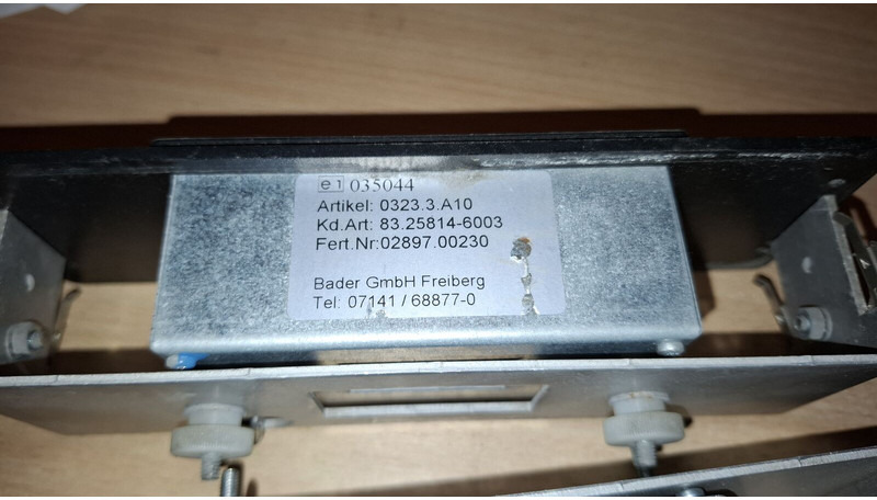 MAN Wabco 037 20/05 . 4461950040 - Unidad de control: foto 3 MAN Wabco 037 20/05 . 4461950040 - Unidad de control: foto 3