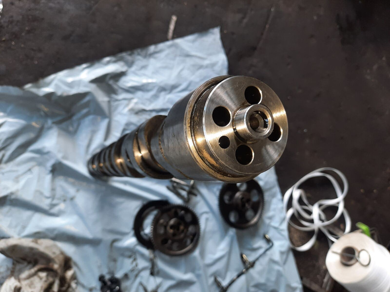 Scania 1749102./ 12E185 - Motor y piezas: foto 2 Scania 1749102./ 12E185 - Motor y piezas: foto 2