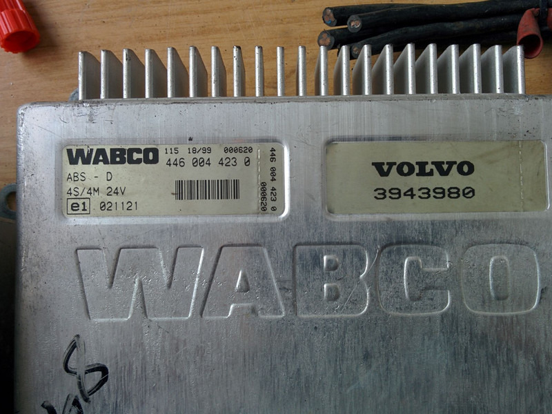 Scania WABCO -4460040850 .4S/4M-4460044230. 4460044040.6S/6M4460034160. - Unidad de control: foto 5 Scania WABCO -4460040850 .4S/4M-4460044230. 4460044040.6S/6M4460034160. - Unidad de control: foto 5