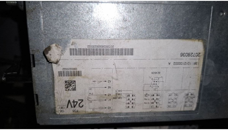 Volvo Video system x-dmr 8 R8 Compact RJ45 - Sistema eléctrico: foto 3 Volvo Video system x-dmr 8 R8 Compact RJ45 - Sistema eléctrico: foto 3