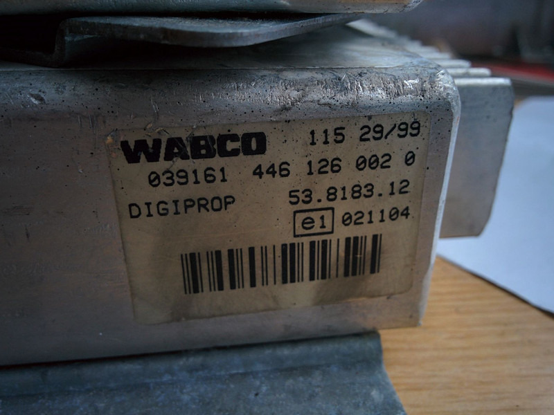 Volvo Войт- ритардер Wabco 4461260000 . 4461260020 003130 /039161 - Unidad de control: foto 3 Volvo Войт- ритардер Wabco 4461260000 . 4461260020 003130 /039161 - Unidad de control: foto 3