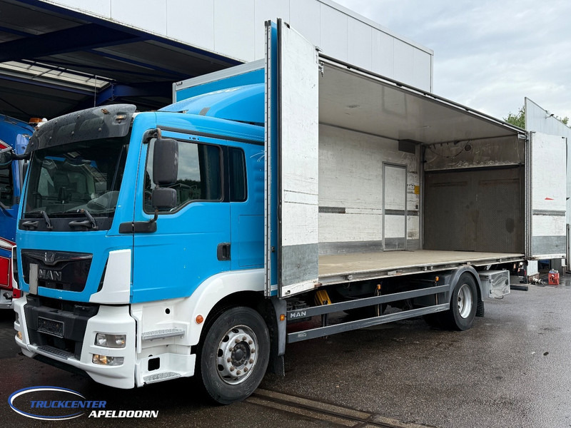 MAN TGM 19.290 Zijdeuren laadbak, 6 Cilinder, Slaapcabine, Euro 6 - Camión caja cerrada: foto 1 MAN TGM 19.290 Zijdeuren laadbak, 6 Cilinder, Slaapcabine, Euro 6 - Camión caja cerrada: foto 1