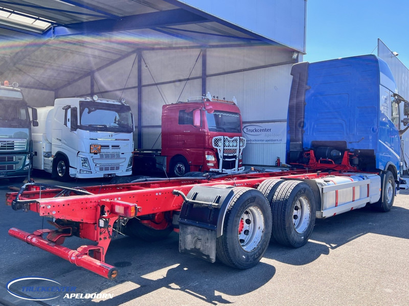Volvo FH 540 6x4, Dual clutch, XL Globetrotter, PTO, Retarder - Camión chasis: foto 2 Volvo FH 540 6x4, Dual clutch, XL Globetrotter, PTO, Retarder - Camión chasis: foto 2