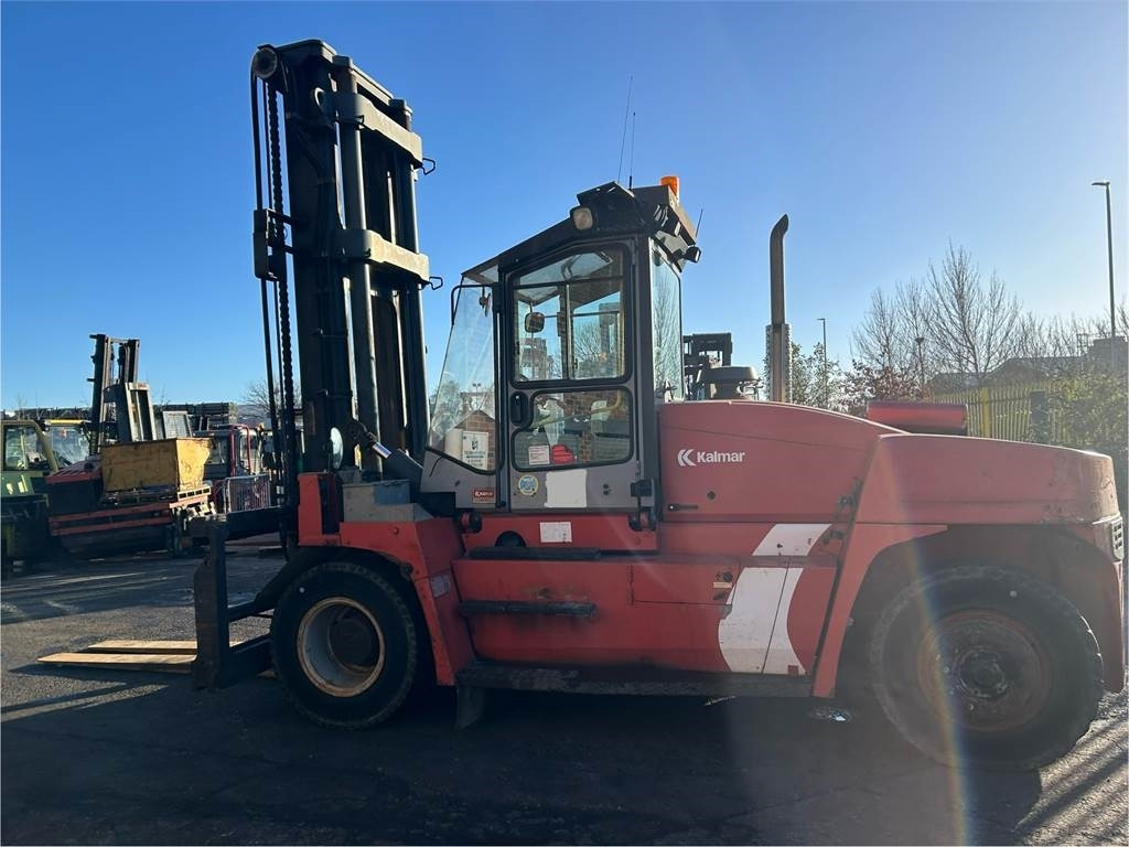 Kalmar DCE150-12 - Carretilla elevadora diésel: foto 4 Kalmar DCE150-12 - Carretilla elevadora diésel: foto 4