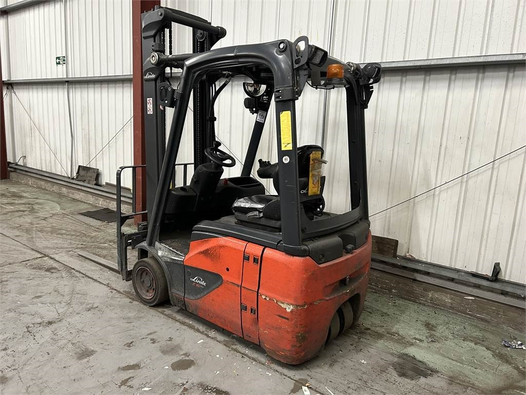 Linde E16C-02 - Carretilla elevadora eléctrica: foto 3 Linde E16C-02 - Carretilla elevadora eléctrica: foto 3