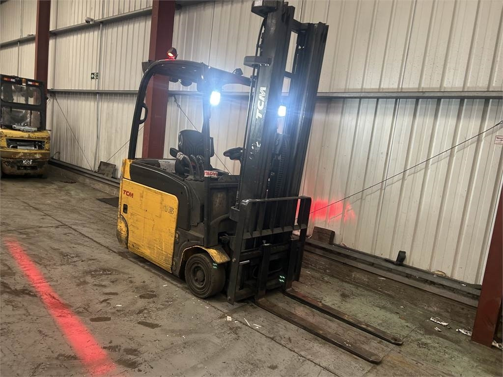 TCM A2N1L16Q - Carretilla elevadora eléctrica: foto 4 TCM A2N1L16Q - Carretilla elevadora eléctrica: foto 4