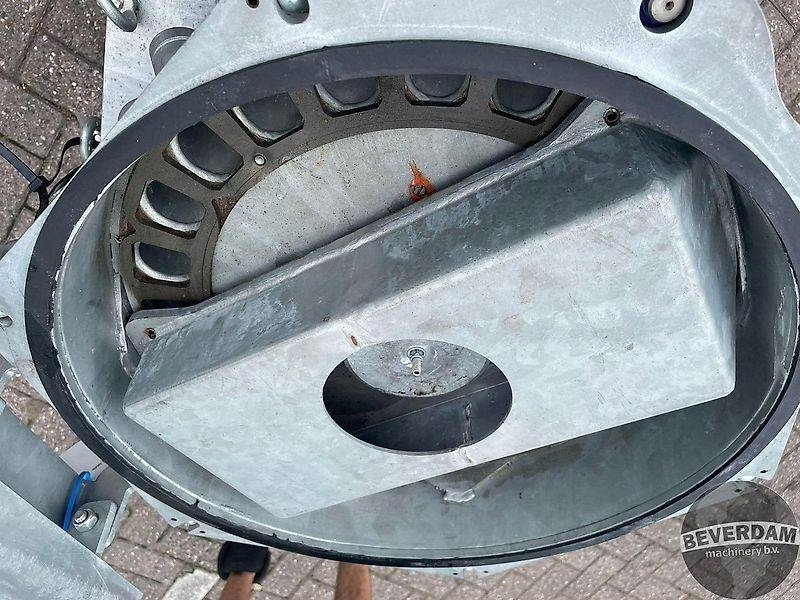 Vogelsang Dosimat LVX670-26-50 LVX570-23-50 - Maquinaria para fertilización: foto 4 Vogelsang Dosimat LVX670-26-50 LVX570-23-50 - Maquinaria para fertilización: foto 4