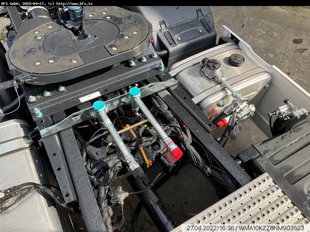 MAN TGX (TG3) 18.510 4x2 LL SA 2 Kreis Kipphydraulik - Cabeza tractora: foto 4 MAN TGX (TG3) 18.510 4x2 LL SA 2 Kreis Kipphydraulik - Cabeza tractora: foto 4