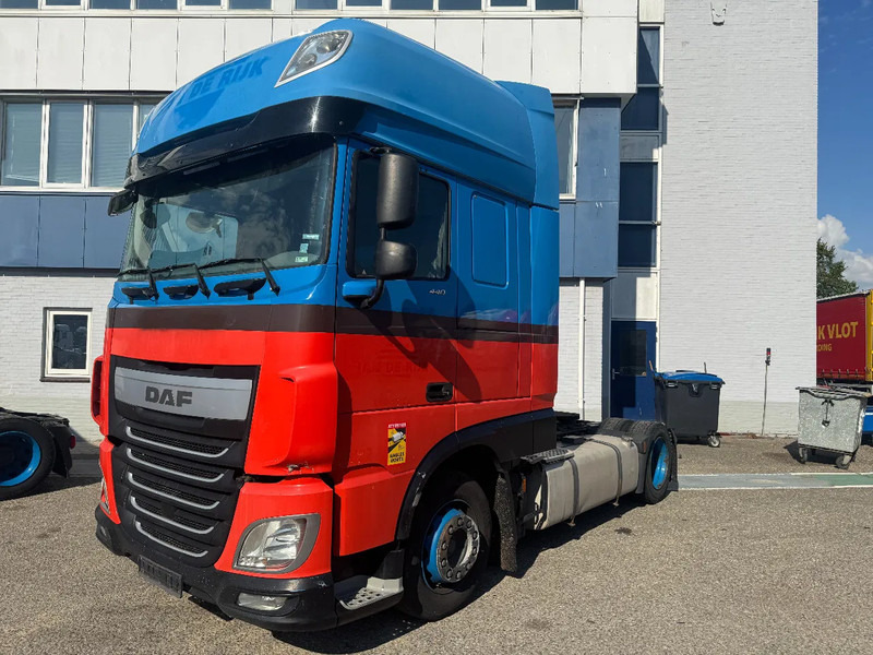 DAF XF 440 4X2 EURO 6 MEGA - Cabeza tractora: foto 1 DAF XF 440 4X2 EURO 6 MEGA - Cabeza tractora: foto 1