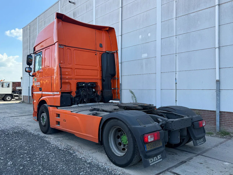 DAF XF 450 4X2 EURO 6 SKIRTS STANDKLIMA - Cabeza tractora: foto 5 DAF XF 450 4X2 EURO 6 SKIRTS STANDKLIMA - Cabeza tractora: foto 5