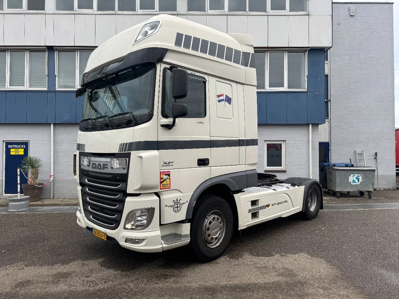 DAF XF 460 4X2 EURO 6 MX ENGINE BRAKE SKIRTS AIRCO - Cabeza tractora: foto 1 DAF XF 460 4X2 EURO 6 MX ENGINE BRAKE SKIRTS AIRCO - Cabeza tractora: foto 1