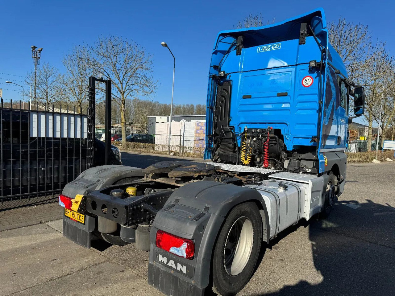MAN TGX 18.460 4X2 - EURO 6 + TÜV 02-2026 - Cabeza tractora: foto 4 MAN TGX 18.460 4X2 - EURO 6 + TÜV 02-2026 - Cabeza tractora: foto 4