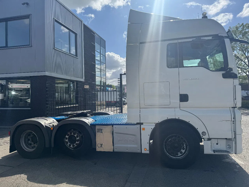 MAN TGX 26.480 6X2 EURO 6 SPOILERS AUTOMATIC - Cabeza tractora: foto 4 MAN TGX 26.480 6X2 EURO 6 SPOILERS AUTOMATIC - Cabeza tractora: foto 4