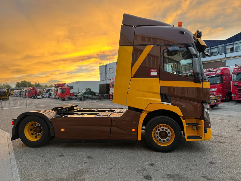 Renault T460 4X2 EURO 6 SKIRTS MOT 03-2026 - Cabeza tractora: foto 4 Renault T460 4X2 EURO 6 SKIRTS MOT 03-2026 - Cabeza tractora: foto 4