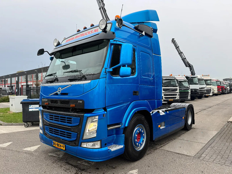 Volvo FM 370 4X2 EURO 6 SKIRTS SPOILERS I-SHIFT - Cabeza tractora: foto 1 Volvo FM 370 4X2 EURO 6 SKIRTS SPOILERS I-SHIFT - Cabeza tractora: foto 1