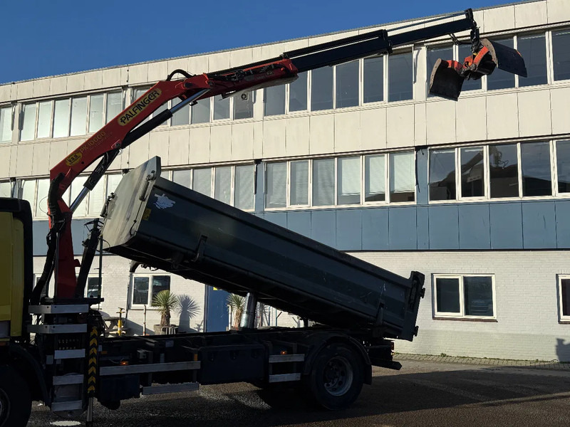 DAF CF 75.250 4X2 + PALFINGER PK10000 + 3-SIDE TIPPER 12 TON - Camión volquete, Camión grúa: foto 3 DAF CF 75.250 4X2 + PALFINGER PK10000 + 3-SIDE TIPPER 12 TON - Camión volquete, Camión grúa: foto 3