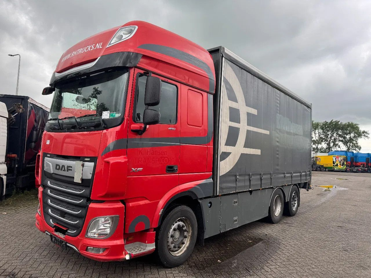 DAF XF 480 6X2 EURO 6 2018AUTOMATIC DAF XF 480 6X2 EURO 6 2018 AUTOMATIC - Camión lona: foto 1 DAF XF 480 6X2 EURO 6 2018AUTOMATIC DAF XF 480 6X2 EURO 6 2018 AUTOMATIC - Camión lona: foto 1