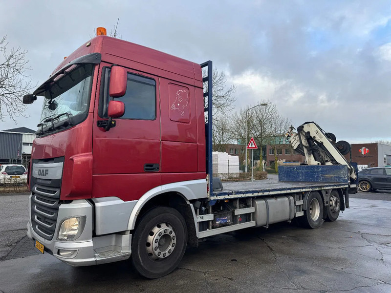 DAF XF 510 6X2 EURO 6 + HIAB 166 HI PRO + REMOTE CONTROL - Camión grúa: foto 3 DAF XF 510 6X2 EURO 6 + HIAB 166 HI PRO + REMOTE CONTROL - Camión grúa: foto 3