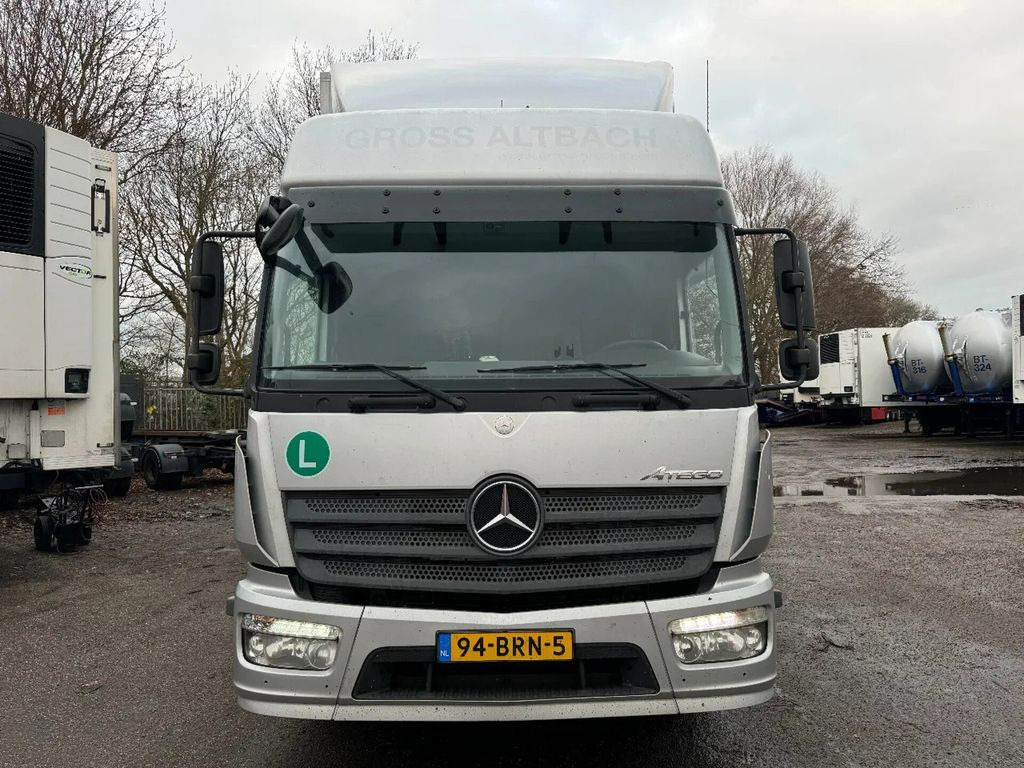 Mercedes-Benz Atego 1224 4X2 MOETEFINDT + MOETEFINDT HANGER + - Camión portavehículos: foto 4 Mercedes-Benz Atego 1224 4X2 MOETEFINDT + MOETEFINDT HANGER + - Camión portavehículos: foto 4
