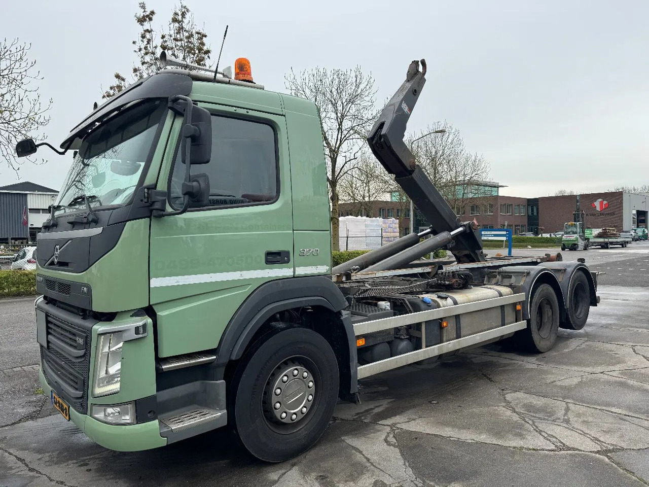 Volvo FM 370 6X2 EURO 6 VDL 21T HOOK - Camión multibasculante: foto 1 Volvo FM 370 6X2 EURO 6 VDL 21T HOOK - Camión multibasculante: foto 1