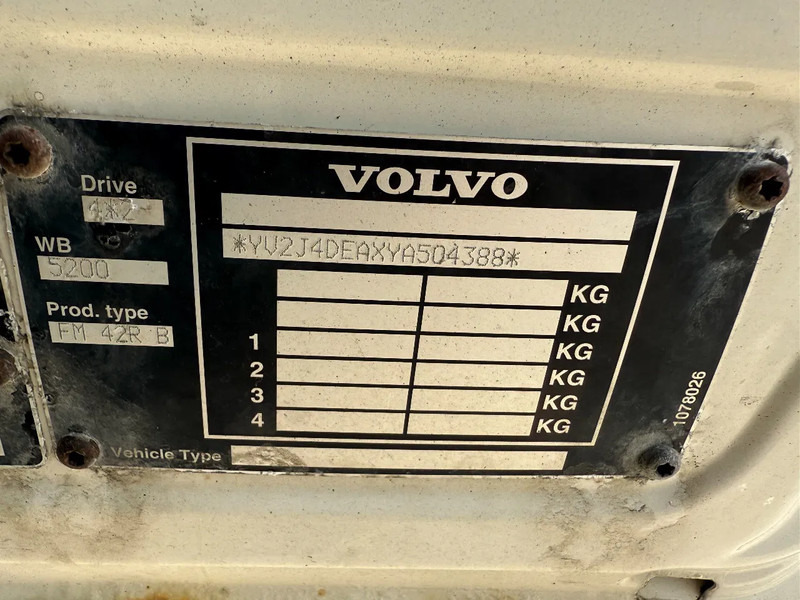 Camión caja abierta Volvo FM 7.290 4X2 - EURO 2 + MANUAL GEARBOX: foto 13