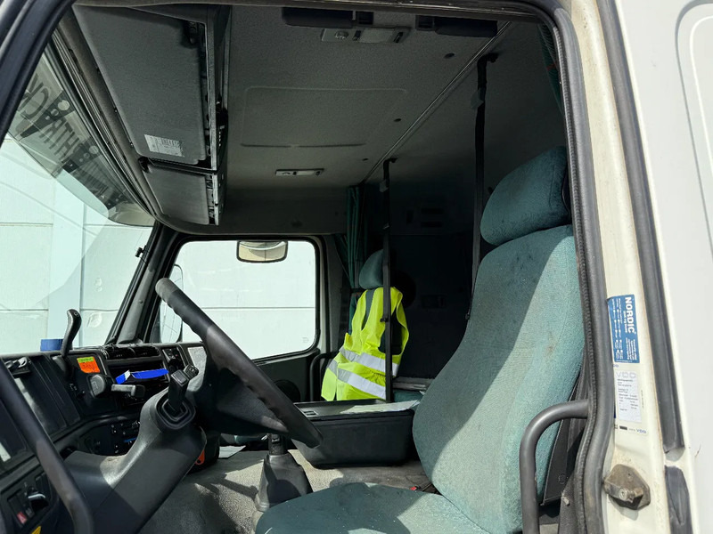 Camión caja abierta Volvo FM 7.290 4X2 - EURO 2 + MANUAL GEARBOX: foto 7