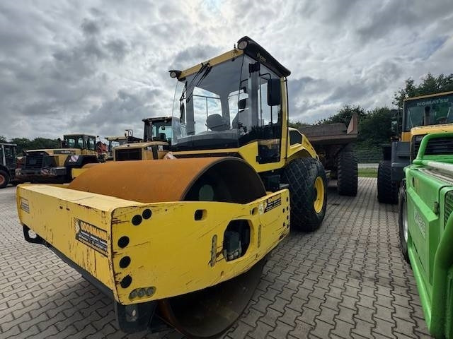BOMAG BW 213 D-5 - Apisonadora de asfalto: foto 3 BOMAG BW 213 D-5 - Apisonadora de asfalto: foto 3