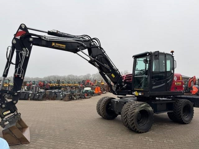 Yanmar B 110 W - Excavadora de ruedas: foto 2 Yanmar B 110 W - Excavadora de ruedas: foto 2