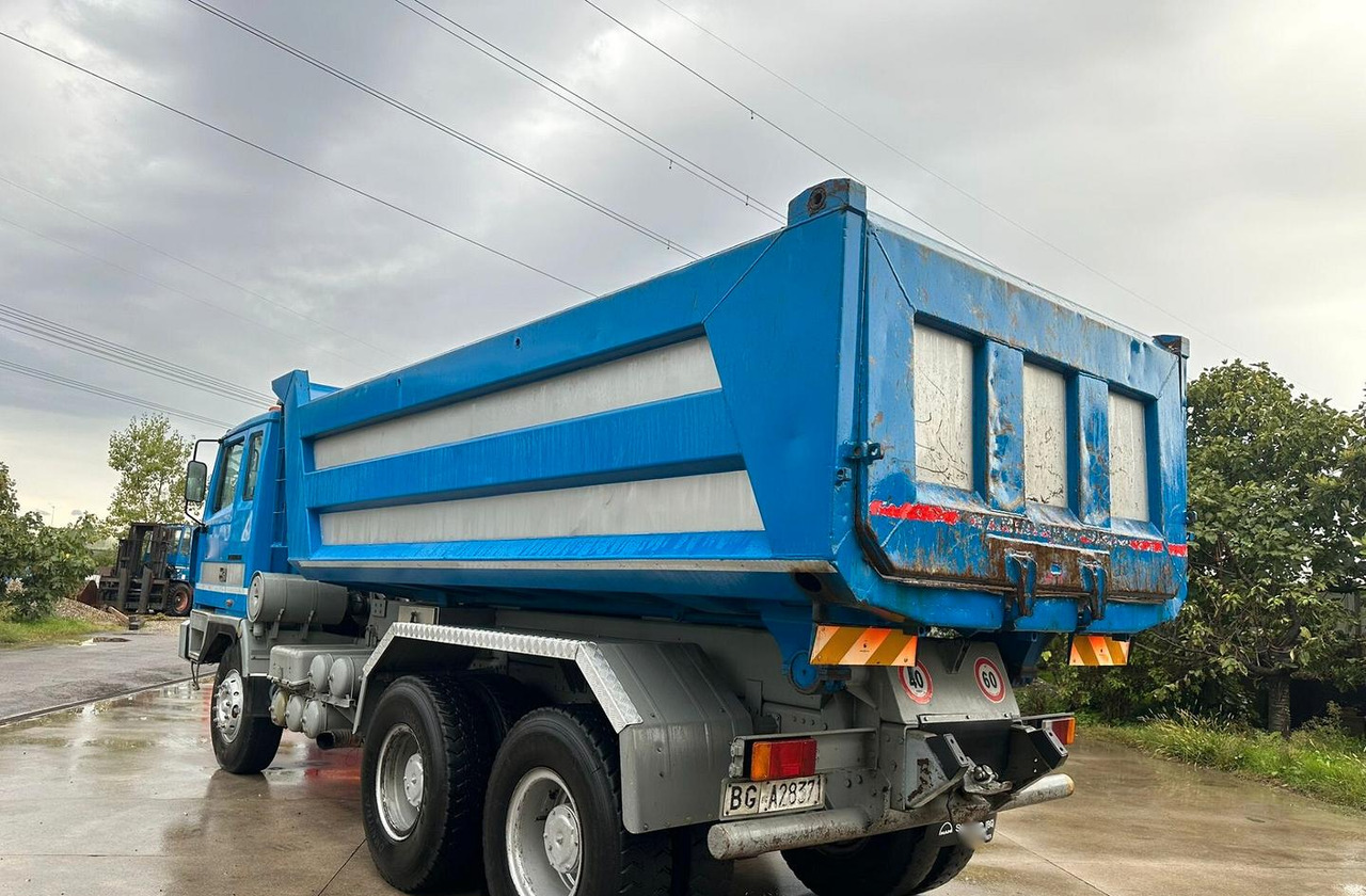 Astra BM 64 36 3 assi ribaltabile - Camión volquete: foto 5 Astra BM 64 36 3 assi ribaltabile - Camión volquete: foto 5