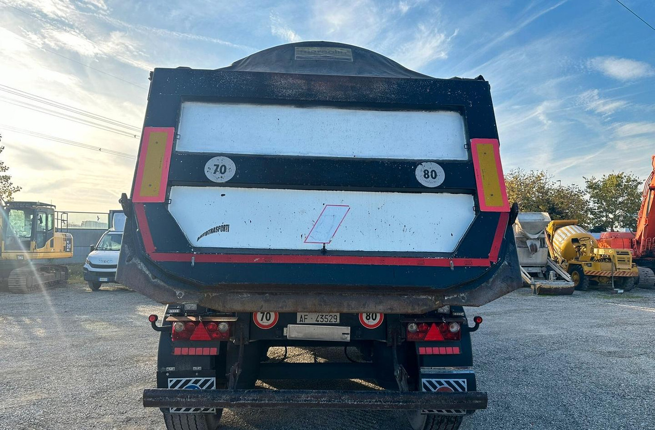 Smeirimorchio ribaltabile Bianchi - Otros maquinaria: foto 5 Smeirimorchio ribaltabile Bianchi - Otros maquinaria: foto 5